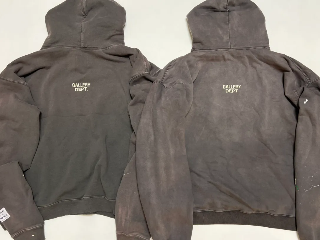Proofing vs ZP GALLERY DEPT. 90'S RECYCLE HOODIE WASHED BLACK Recycled and distressed environmentally friendly slogan 90'S washed hoodie, washed black S-XL, ready-to-wear garments re-washed and dyed, multiple spots all over the body spray-faded, ribs cut, worn and distressed